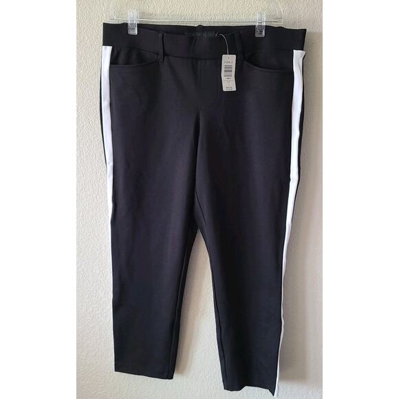 Torrid Black White Tuxedo Stripe Stretch Pull On Pant Size 2X NEW Ponte Cropped - Picture 4 of 13